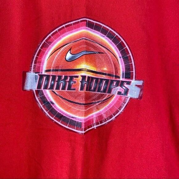 Nike hoops shortsleeve Crewneck tshirt w/graphic print logo boys sz med 10-12 - Picture 3 of 5